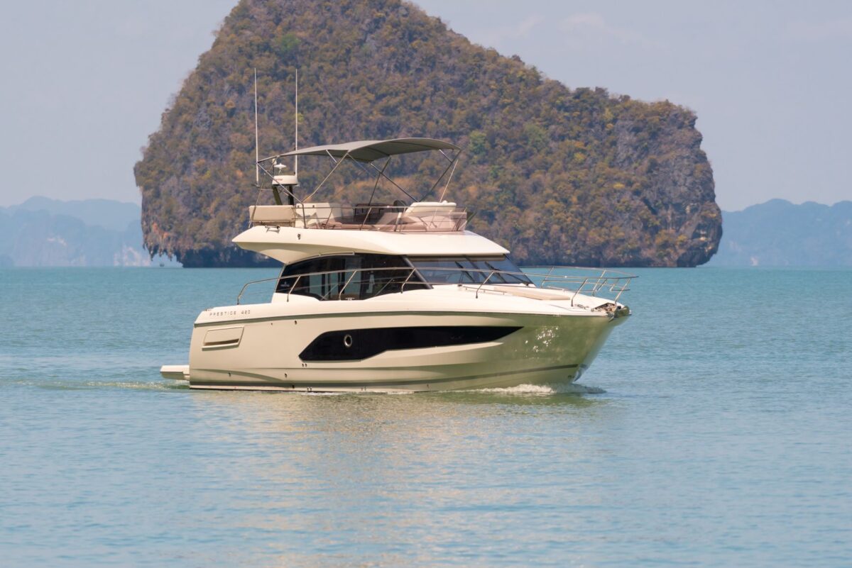 , Asia Yachting celebrates Asia Premiere of Prestige 420 with a launch video