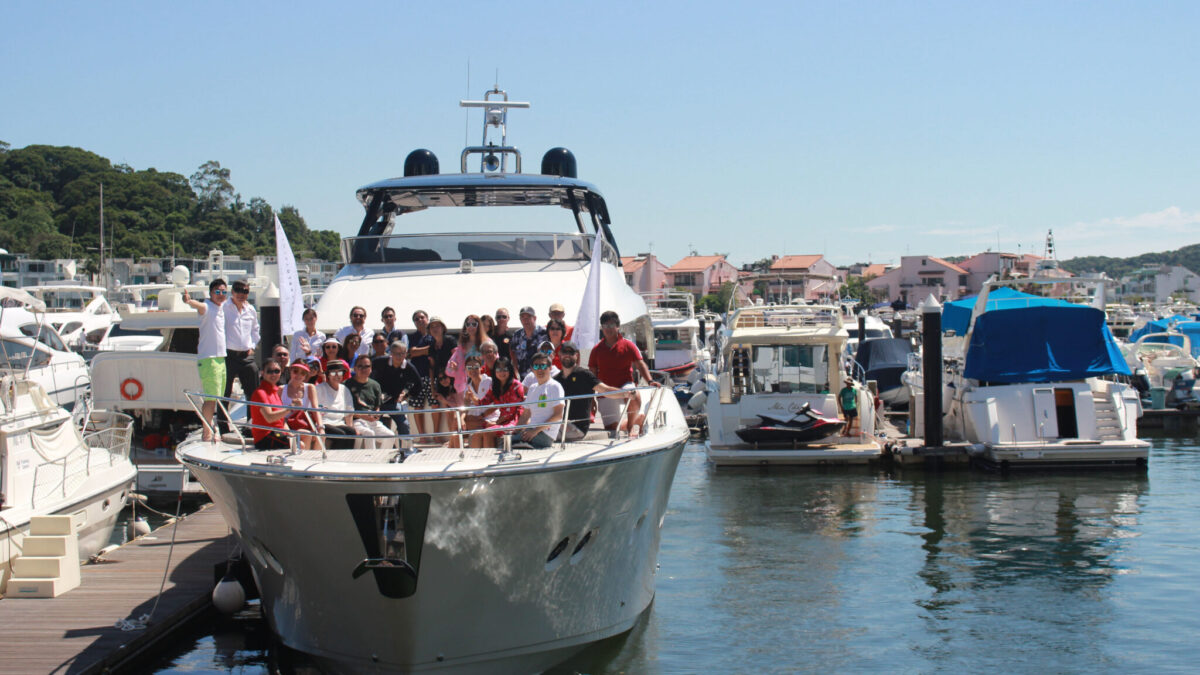 , Asia Yachting and Ferrari Club Holds Joint Event in Hong Kong