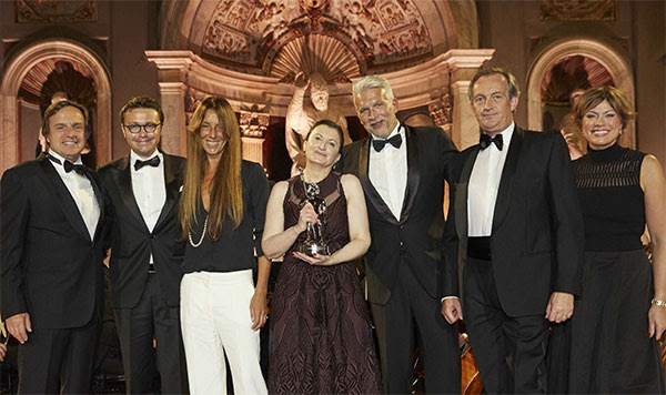 , MCY 105 Awarded at the World Superyacht Awards 2017